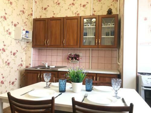 Comfortable Apartment On Zharokov Str