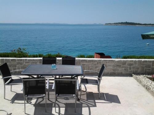 Apartments Govic