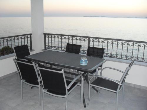 Apartments Govic