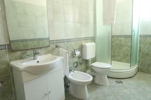 Apartments Maras