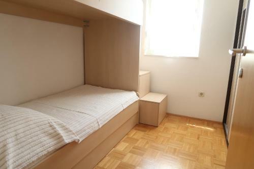 Apartments Maras