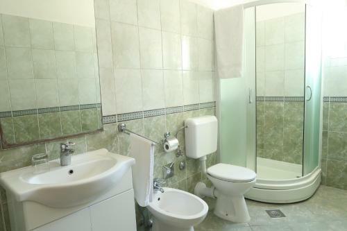 Apartments Maras