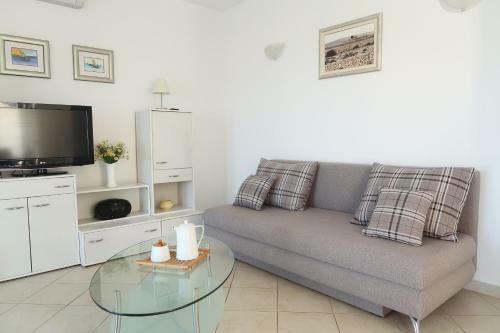 Apartments Maras