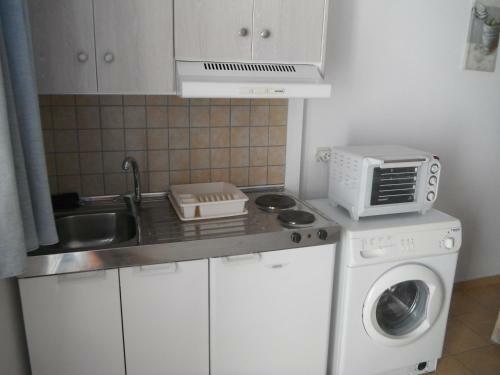 Mandorla Apartments