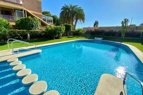 Luxury Apartment 3 Bed 2 Bath