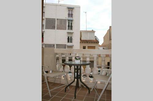 Beachside Apartment In The Centre Of El Campello