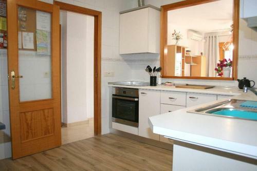 Beachside Apartment In The Centre Of El Campello