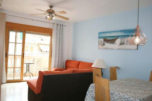 Beachside Apartment In The Centre Of El Campello