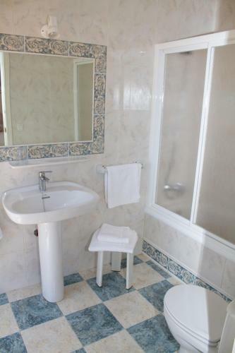 Hostal Habitaciones Hern�ndez