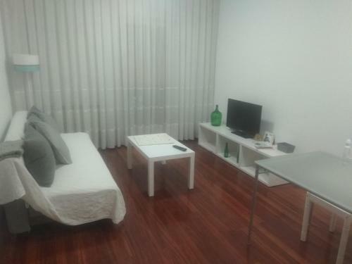 Apartamentos Caperos 1� Dcha