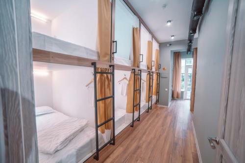 Tomiris Lady's Capsul Hostel Only For Women