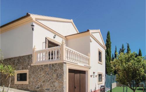Three-bedroom Holiday Home In Casariche