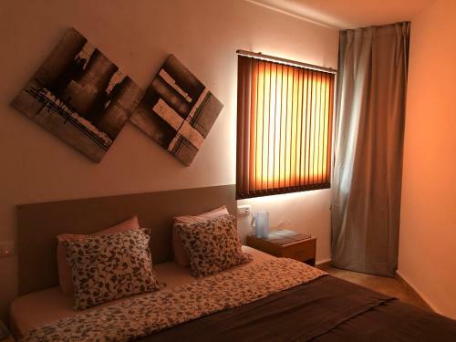 Country Sun Apartments