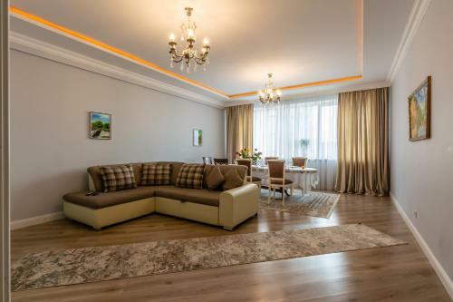Apartment On Afd Plaza
