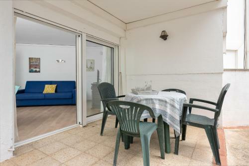 Hauzify I Apartaments Estela