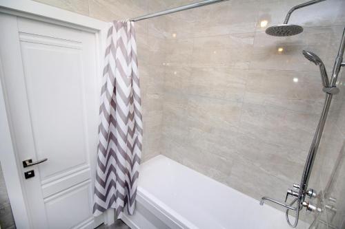 Apartamento ???????? ?? ?????????! 49 (136)