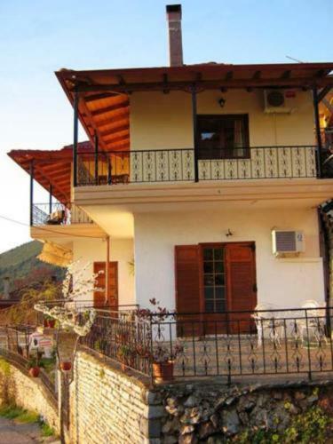 Apartamento Gerakofolia Rooms To Let