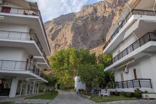Philoxenia Hotel Apartments