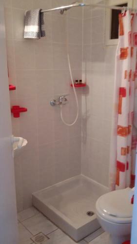 Makis Studios & Apartments