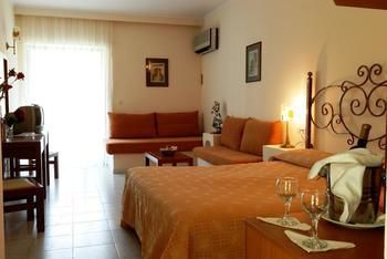 Porfi Beach Hotel