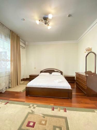 Apartamento ????? ????? ??????! / Center Almaty