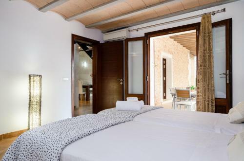 Yourhouse Can Cuixa Villa