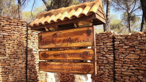 Casa Rural En Bodega. La Posada De Vitis