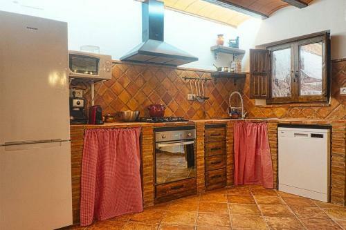 Casa Rural El Tranco Del Lobo