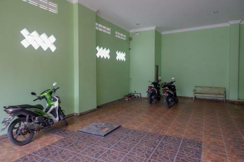 Hotel Koolkost @ Majapahit Area Semarang (Minimum Stay 30 Nights)