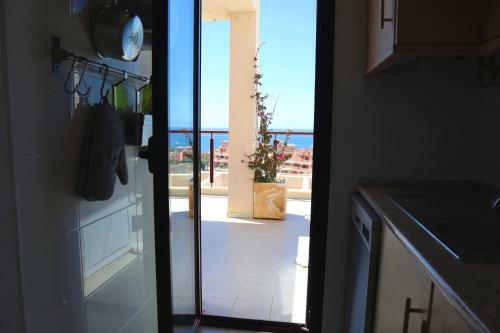Sea View Apartment Mojon Hills