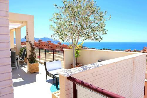 Sea View Apartment Mojon Hills