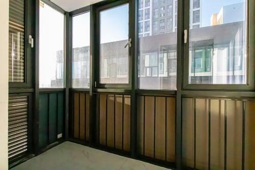 Botanical Garden Apartments