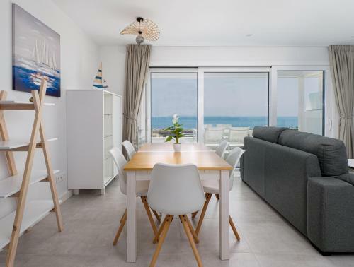 Via Celere 2326 Apartment With Sea View