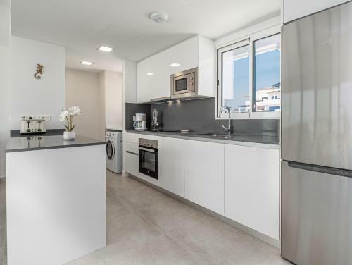 Via Celere 2326 Apartment With Sea View