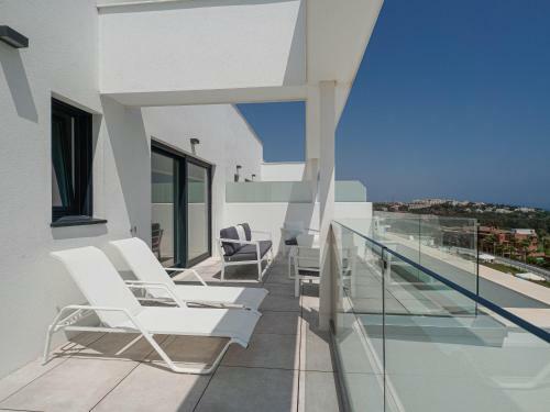Via Celere 2326 Apartment With Sea View