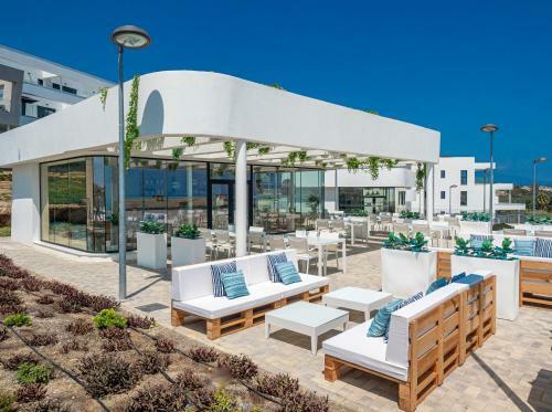 Via Celere 2326 Apartment With Sea View
