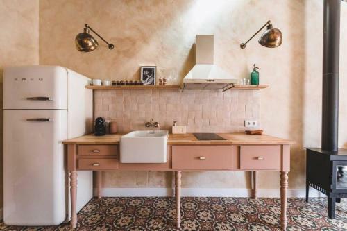 Newly Renovated Boutique Apartment
