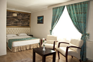 Ronax Hotel