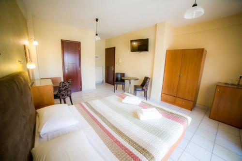 Hotel Tsironis Rooms
