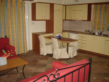 Ikaros Apartments