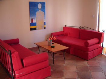 Ikaros Apartments
