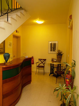 Ikaros Apartments