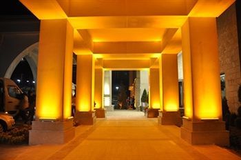 Erdoba Elegance Hotel & Convention Center