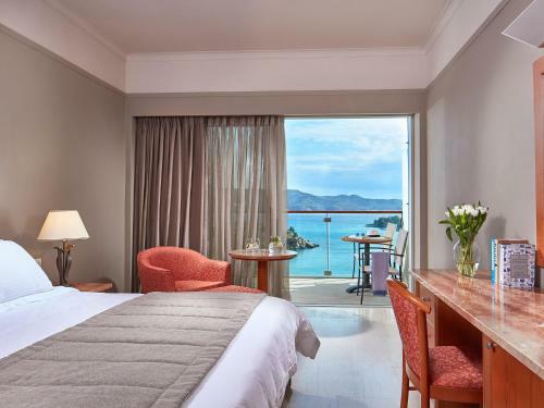 Hotel Aks Hinitsa Bay
