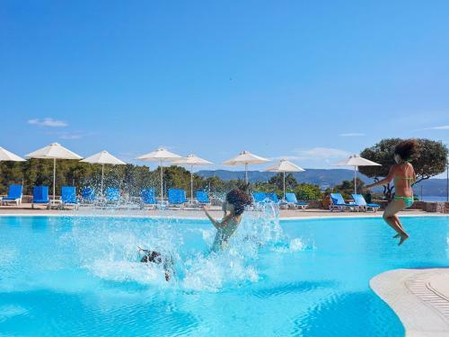 Hotel Aks Hinitsa Bay
