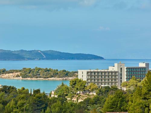 Hotel Aks Hinitsa Bay