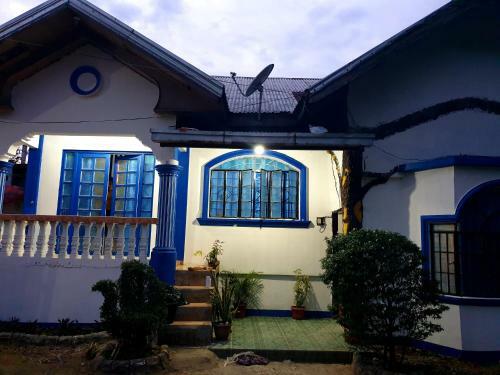 Traditional Filipino Transient House (Formerly Treasure Isle)