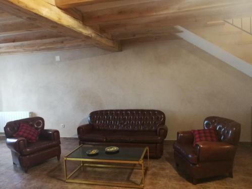 Agroturismo Las Casonas De Chavida