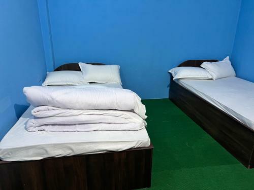 Hostal Shrestha Tandoori And Birayani House