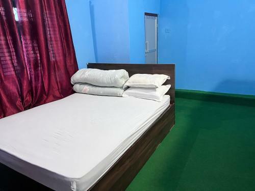 Hostal Shrestha Tandoori And Birayani House